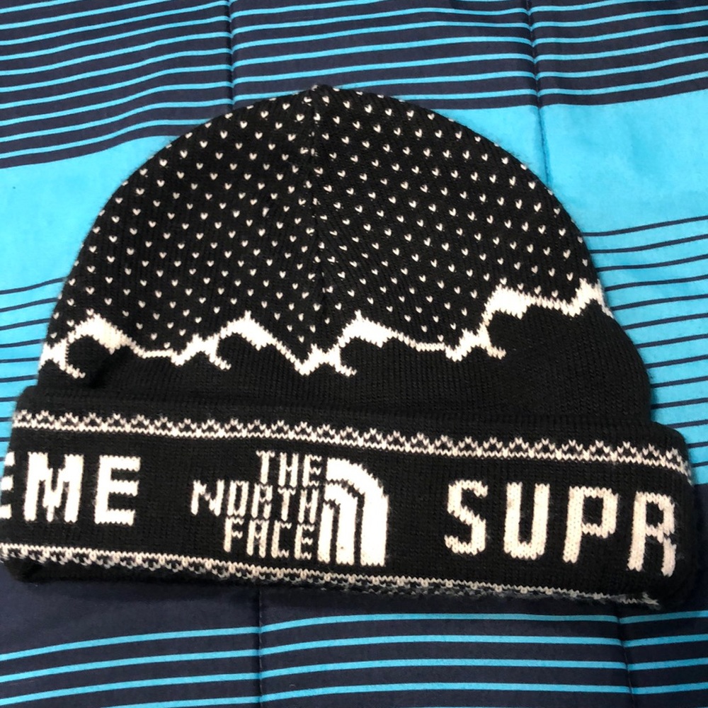 Supreme x northface beanie black